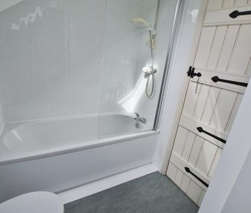 4 bedroom detached house to rent - Photo 5