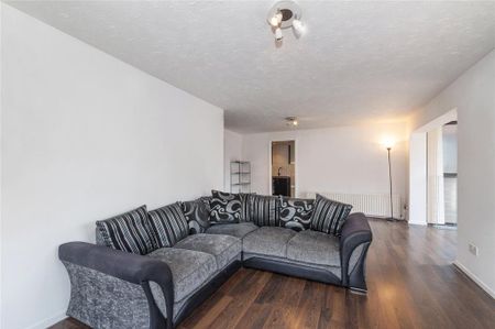 2 bedroom flat to rent - Photo 3