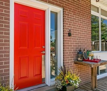 For Lease - 186 Tweedsdale Crescent, Oakville, Ontario - Photo 3