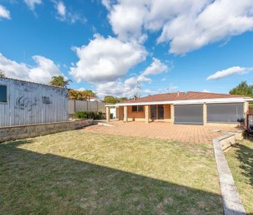 NEAT & TIDY HOME WITH POWERED SHED!! - Photo 6