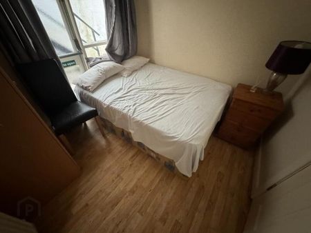 Apartment 2 111 Eglantine Avenue ( 5 Month Lease), Belfast, BT9 6EX - Photo 2