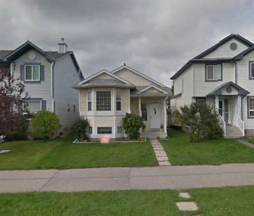 Bilevel House for RENT in Martindale (Main Floor Only) — 3 Bedrooms Main Floor - Photo 1