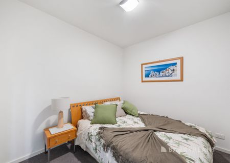 Stunning Waterfront Living at Flinders Wharf - FULLY FURNISHED - Photo 3