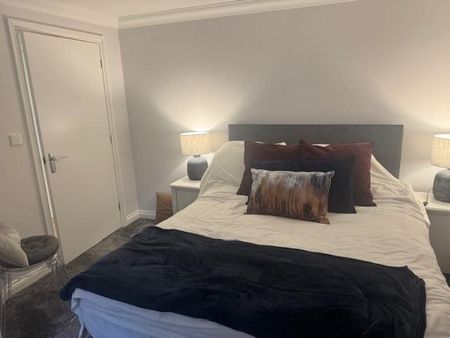 1 bedroom ground floor flat to rent - Photo 5