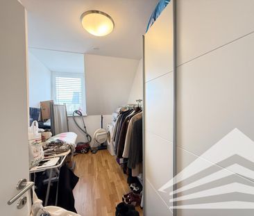 106 m² DG-Wohnung mit 2 Bädern und 3 Terrassen in Linz - TG möglich! - Photo 3
