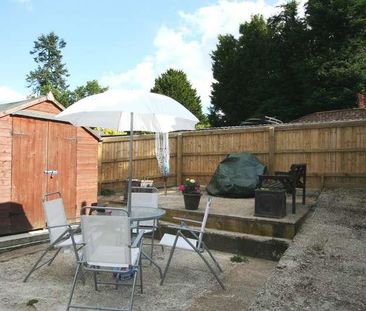 Old Stables, Concorde House, Langrish, Hampshire, GU32 - Photo 3