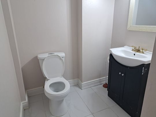 For Lease - 72 Starhill Crescent, Brampton, Ontario - Photo 1