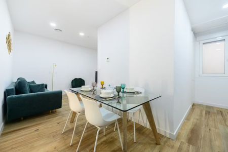 Calle San Cosme y San Damián, Madrid, Community of Madrid 28012 - Photo 2