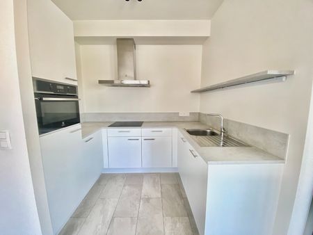 Appartement met 1 slaapkamer en terras - Photo 4