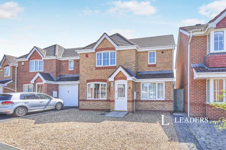 3 bedroom detached to rent Acrefield Way, Chellaston - Photo 2