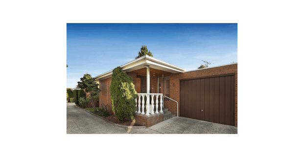 Charming 2-Bedroom Unit in Prime Location! - Photo 1