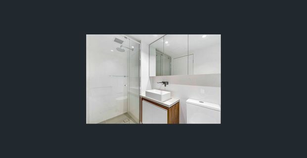 Modern Inner-City Living in the Heart of Fortitude Valley - Photo 1