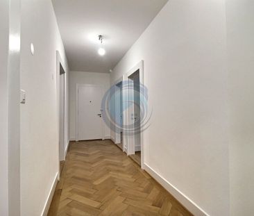 MAGNIFIQUE APPARTEMENT RÉNOVÉ DE 4,5 PIÈCES AU CENTRE DE VEVEY - Photo 2