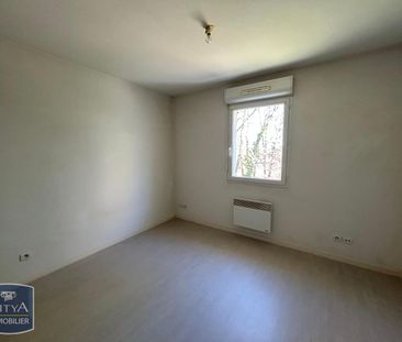 Location Appartement 2 pièces 50m² BEAUNE LES MINES 87280 - Photo 2