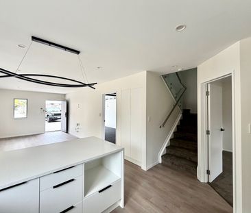 17C Martin Place, Kelston, Auckland - Photo 2