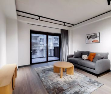 1 Bed Apartment - Photo 2