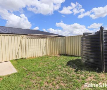 80a Emerald Drive, Kelso, NSW 2795 - Photo 6