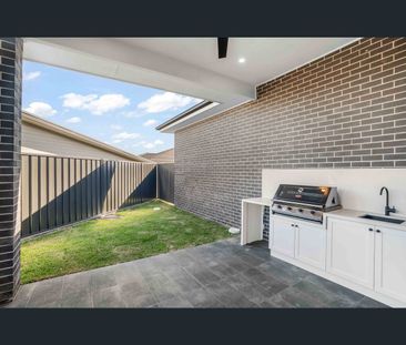 28 Trevallyn Ave, Lochinvar, NSW 2321 - Photo 6