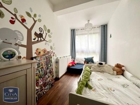 Location Appartement 4 pièces 75m² LE CHESNAY 78150 - Photo 3