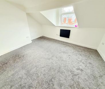 5 bedroom flat to rent - Photo 3