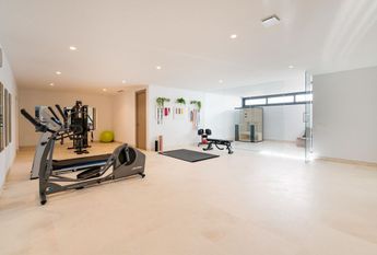 5 bedroom luxury Villa for rent in Marbella, Andalusia