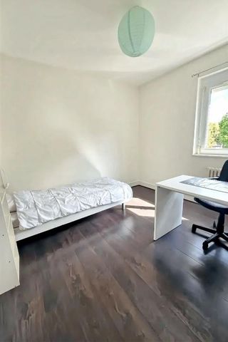 Location Appartement 4 pièces Meublé 73m² HEROUVILLE ST CLAIR 14200 - Photo 5