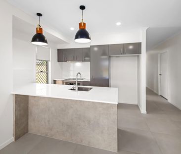 2/66 Woodlands Drive, Southside, Qld 4570 - Photo 2