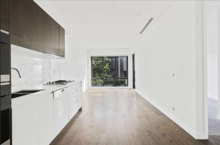 118/436 Burke Road, Camberwell - Photo 2