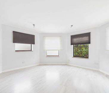 1 bedroom Flat in Norwich House, Maidenhead - Photo 2
