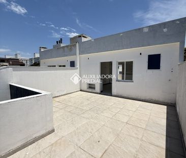 Casa com 3 quartos e 230m² para alugar em Cavalhada, Porto Alegre. - Photo 2
