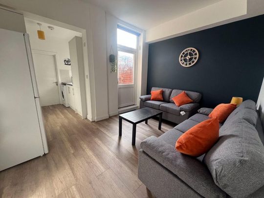 4 bedroom house share to rent - Photo 1