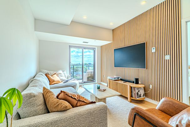 For Lease - 2433 Dufferin Street Unit# 817, Toronto, Ontario - Photo 1