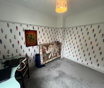 3 bedroom semi-detached house to rent - Photo 6