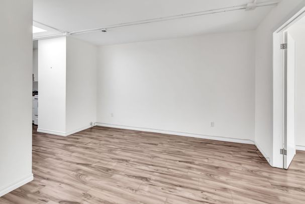 For Lease - 821A Bloor Street Unit# Apt. 3, Toronto, Ontario - Photo 1