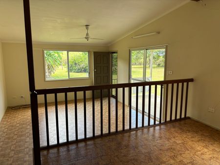 QUIET COUNTRY LIVING - Photo 3
