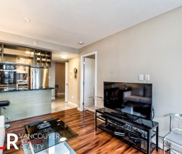 Condo in Downtown Vancouver, BC - Photo 3