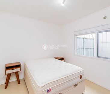 Casa com 3 quartos e 96m² para alugar em Sarandi, Porto Alegre. - Foto 2