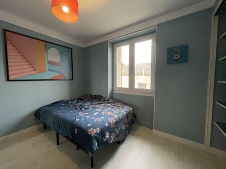 Location Appartement 4 pièces 70m² BARAQUEVILLE 12160 - Photo 4