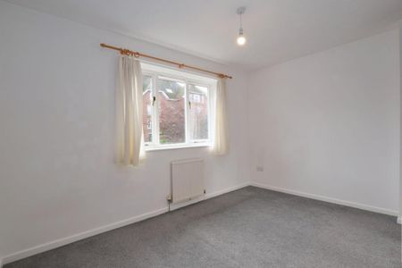2 bedroom terraced house to rent - Photo 3