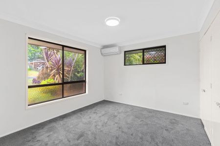 22 Damian Crescent - Photo 2