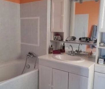 Location Maison de ville 5 pièces 105 m2 à Floirac - Photo 2