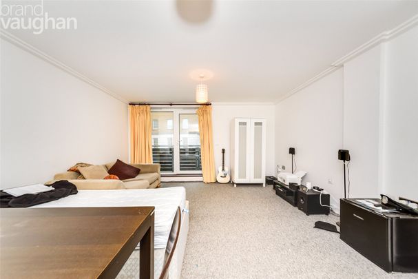 3 bedroom apartment to rent - Photo 1