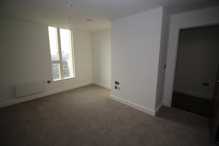 2 bedroom flat to rent - Photo 3