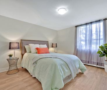 977 Mohawk Road East - Photo 5