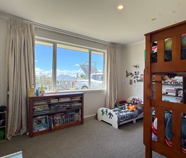 Modern living, country location! - Photo 2