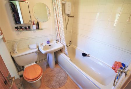 St Margarets Drive, Sprowston, Norwich - Photo 5