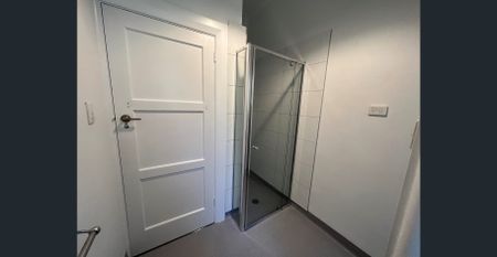 Art Deco Gem with Flexible Floorplan - Photo 4