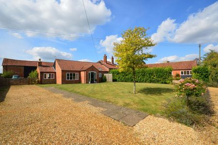 2 bedroom detached house to rent - Photo 2