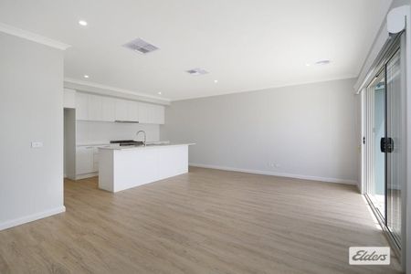 Stylish Baranduda Townhouse Offering Contemporary Living & Scenic Outlooks - Photo 5