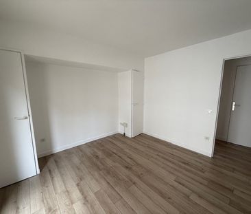 Location Appartement 2 pièces 57m² LEVALLOIS PERRET 92300 - Photo 5